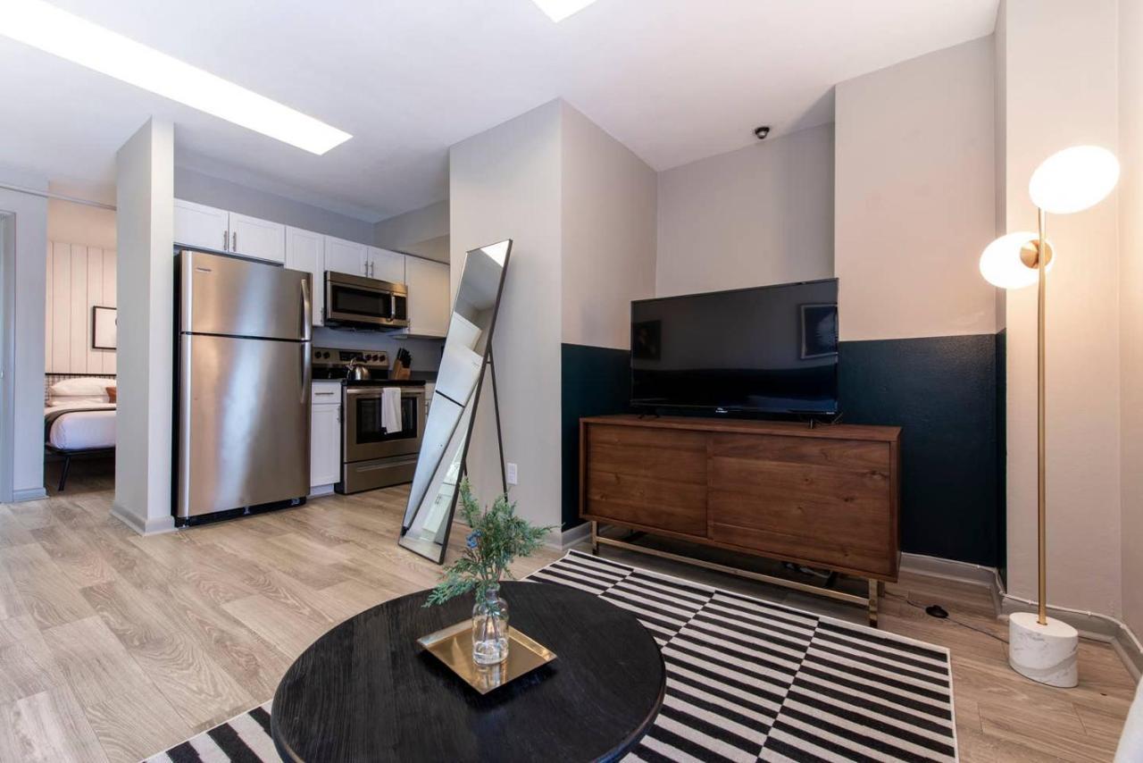 Abode Vue At 3Rd Downtown Loft Style Suite + Sleeper Sofa Louisville Exterior foto